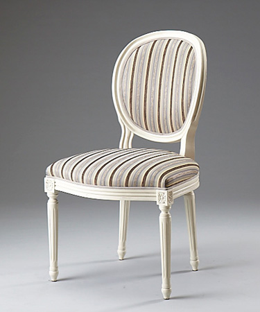 Oval back side chair