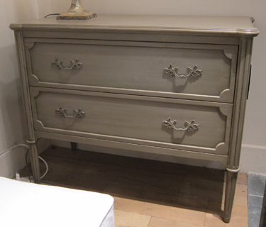 2 Drawer chest