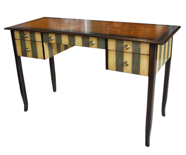 Writing table/dressing table